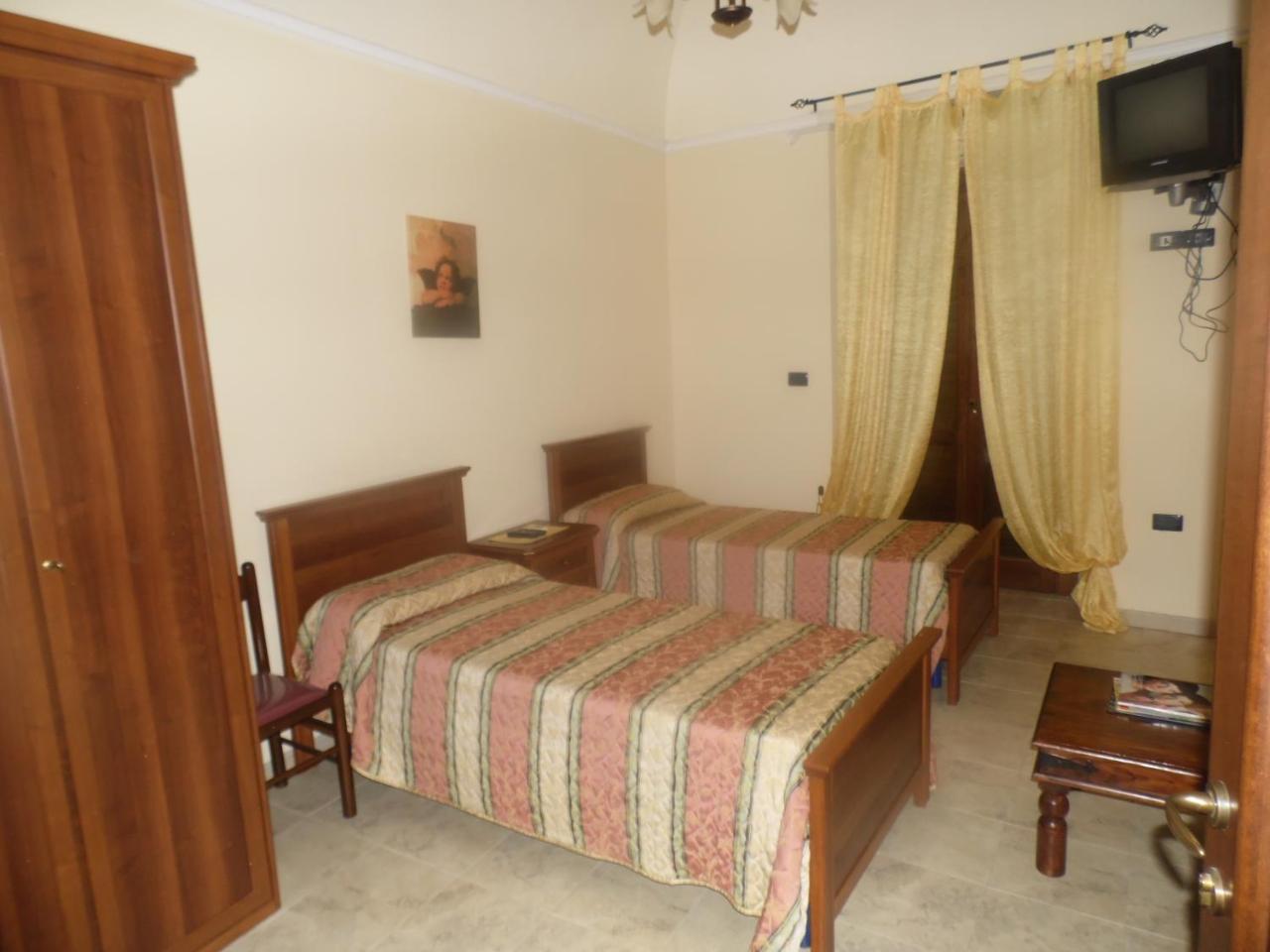 Profumi Di Ginestre Bed & Breakfast Passopisciaro Cameră foto